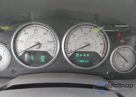 2008 Chrysler Town & Country Touring from USA, damaged, VIN 2A8HR54PX8R651658